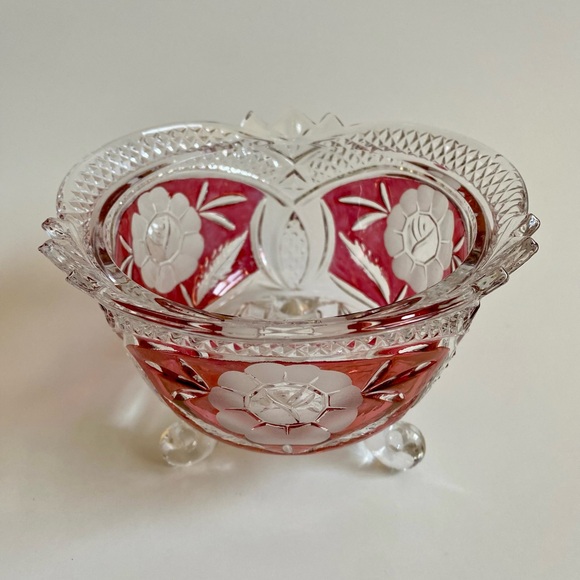 Vintage Floral Ruby Red Crystal 3 Footed  Hand Cut Candy Dish - Picture 1 of 6